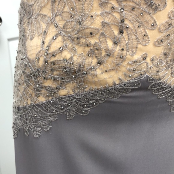 Elegant long evening dress - Picture 6 of 8